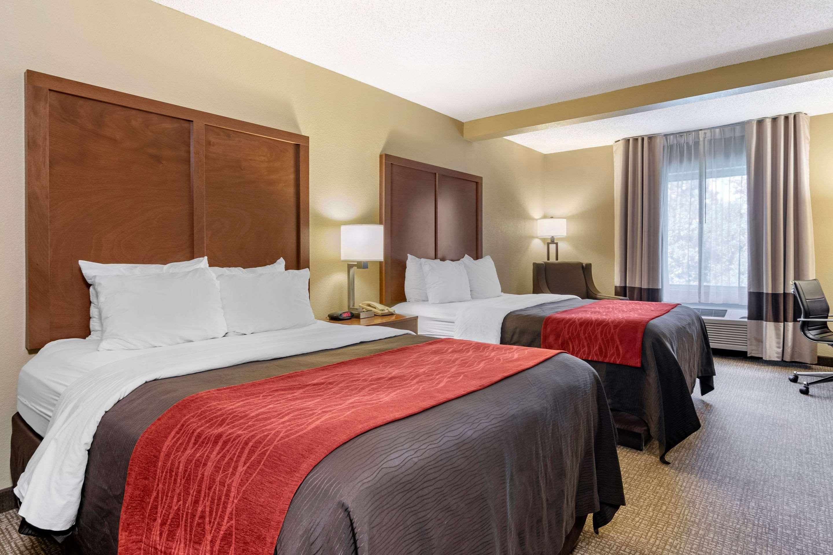 Comfort Inn & Suites Suwanee - Sugarloaf Eksteriør billede