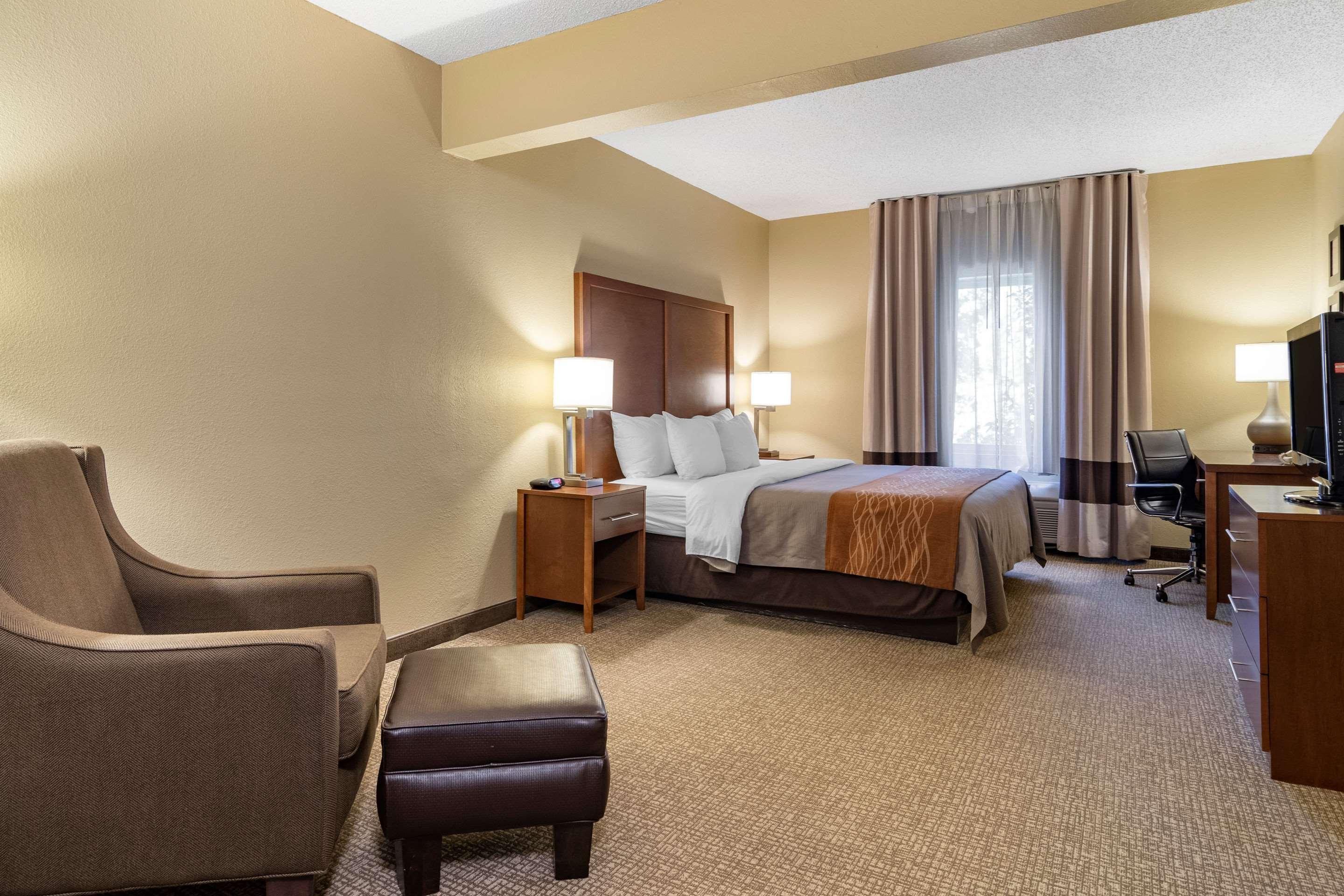Comfort Inn & Suites Suwanee - Sugarloaf Eksteriør billede
