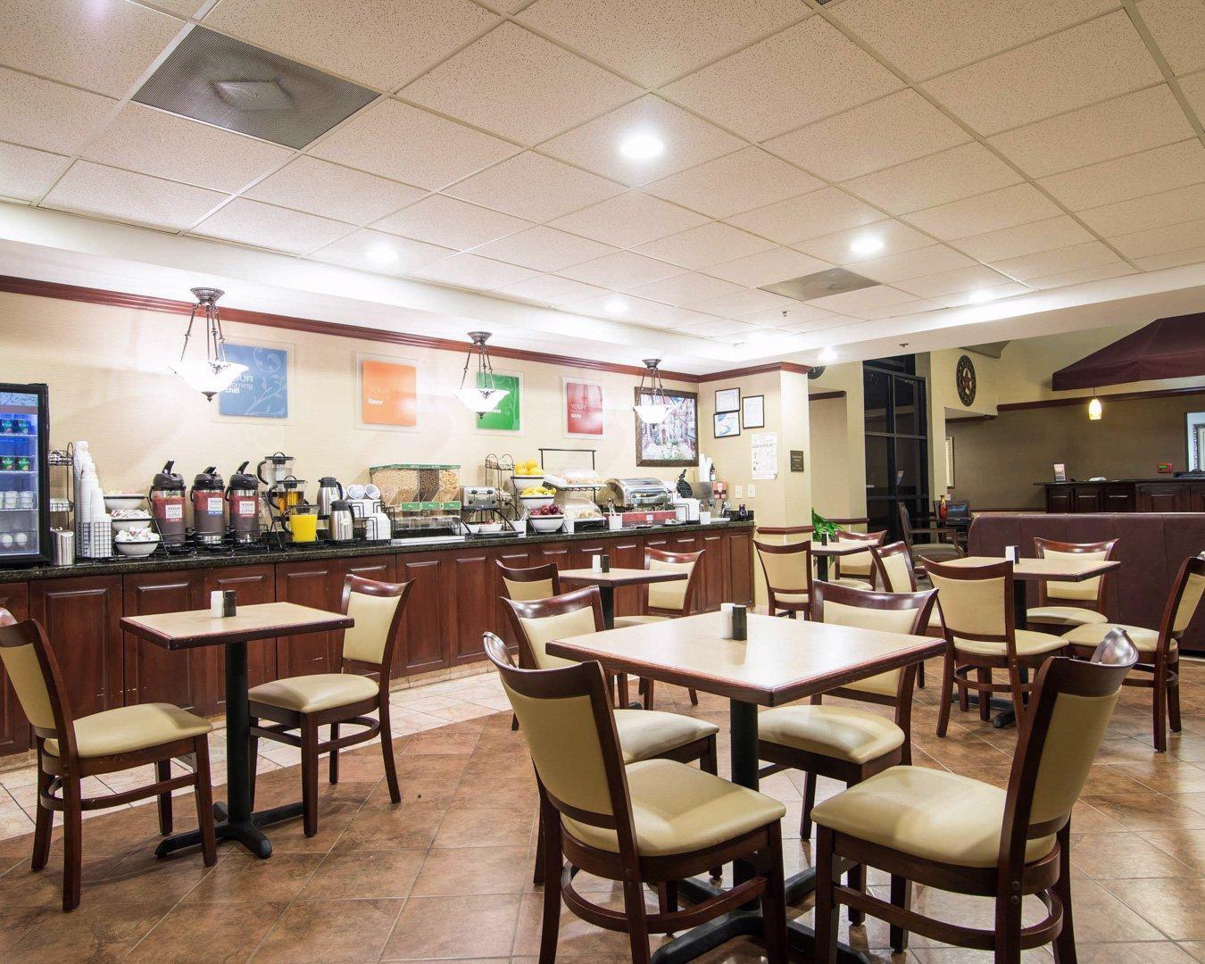 Comfort Inn & Suites Suwanee - Sugarloaf Eksteriør billede
