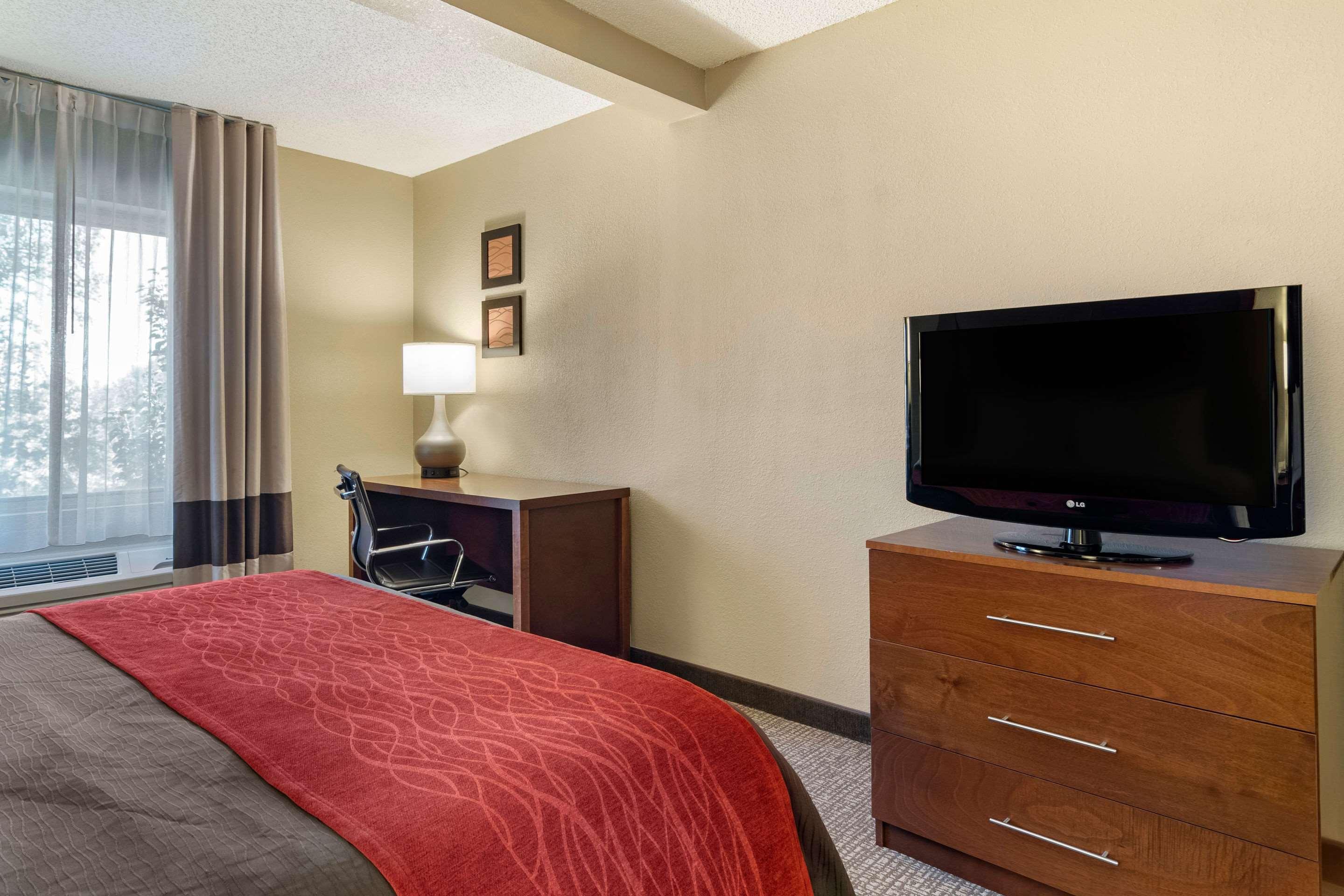 Comfort Inn & Suites Suwanee - Sugarloaf Eksteriør billede