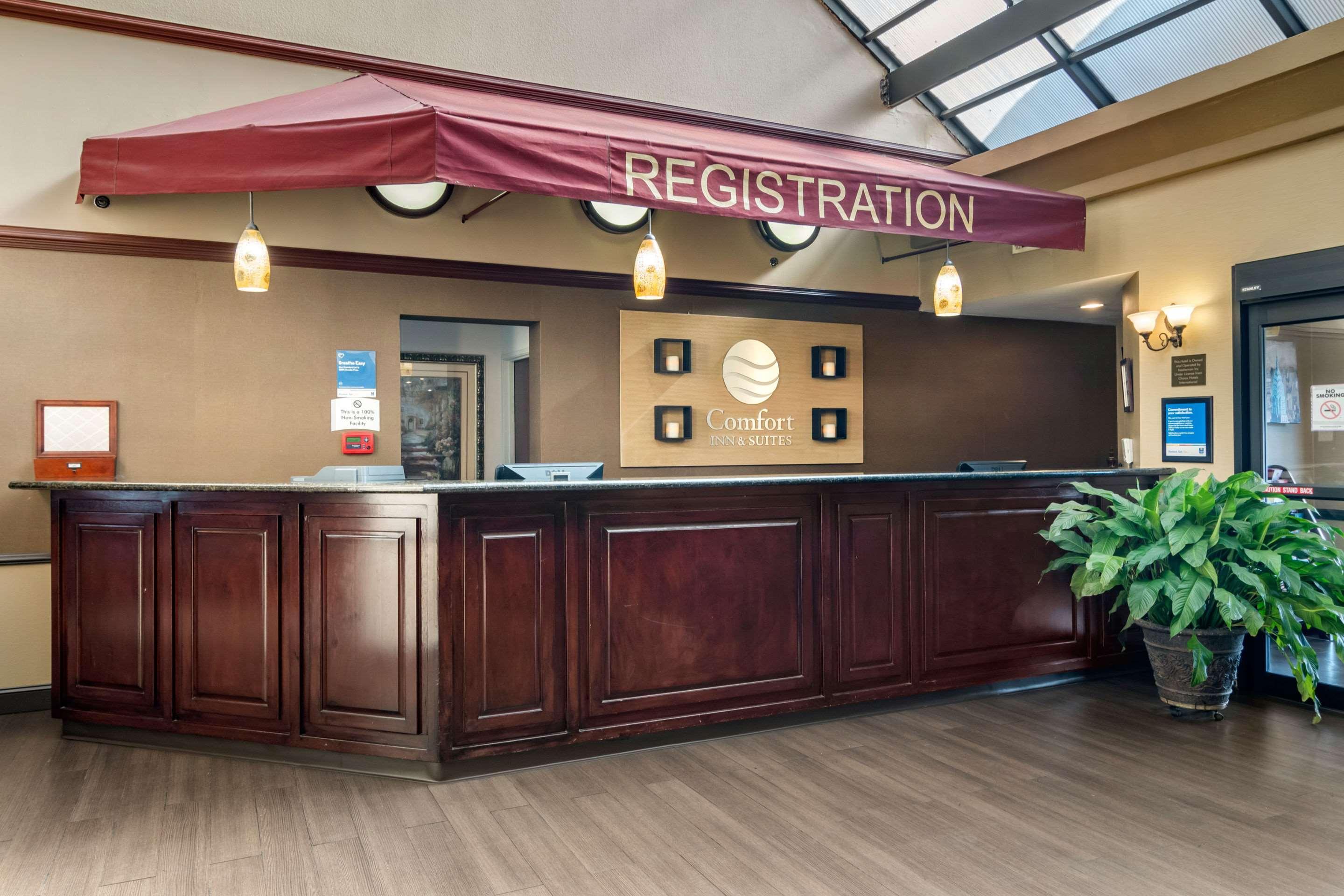 Comfort Inn & Suites Suwanee - Sugarloaf Eksteriør billede